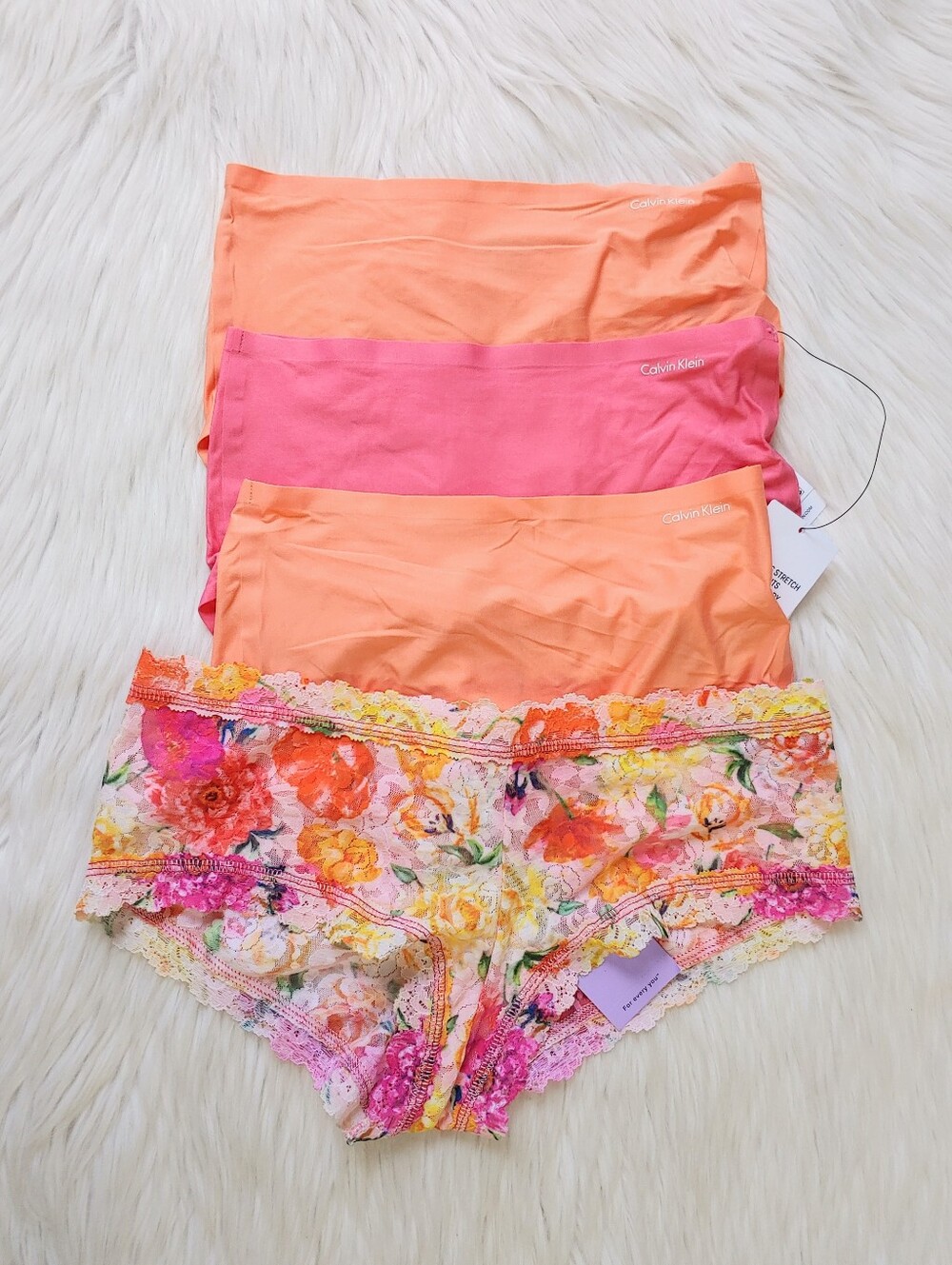 Hanky Panky Floral Lace & Calvin Klein Solid Stretch Boyshorts Panties hot pants